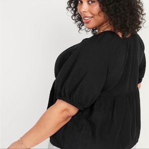 Puff-Sleeve Seersucker Babydoll Swing Dress